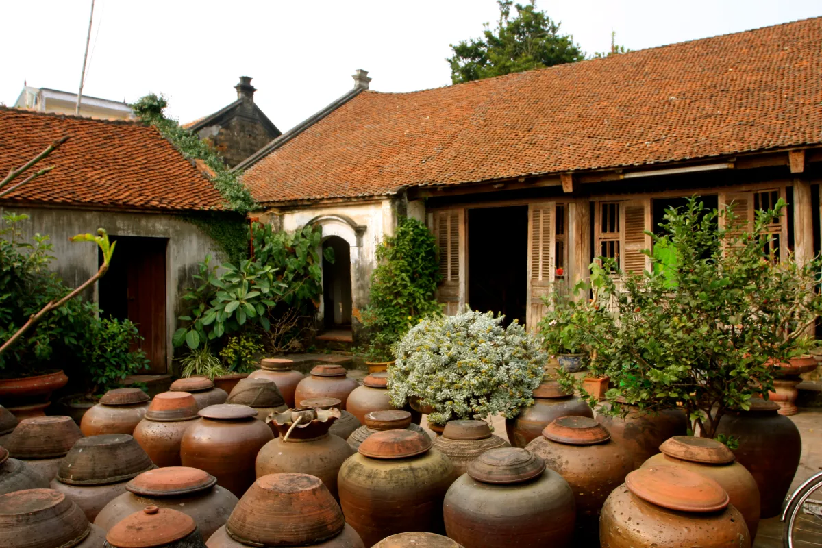 Hanoi Cycling Trip Duong Lam Ancient Village 1 Day